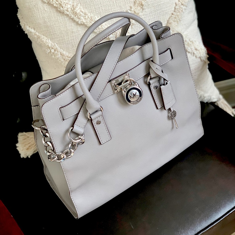 Michael Kors Hamilton North South Tote - L Grey